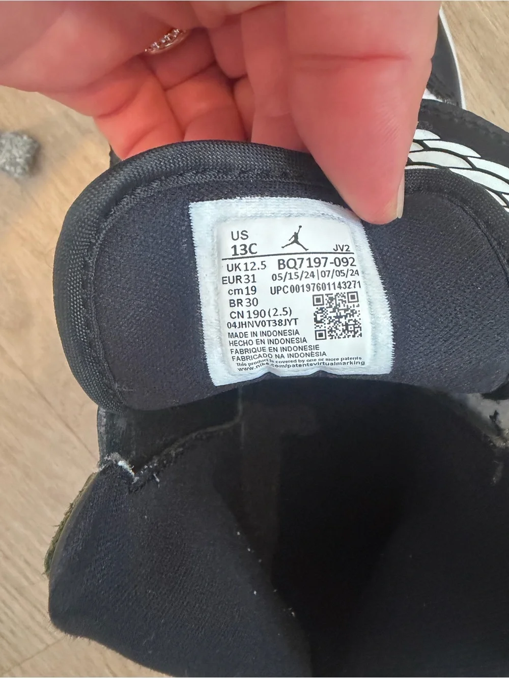Nike Mid-Top Kids' Sneakers — White & Gray